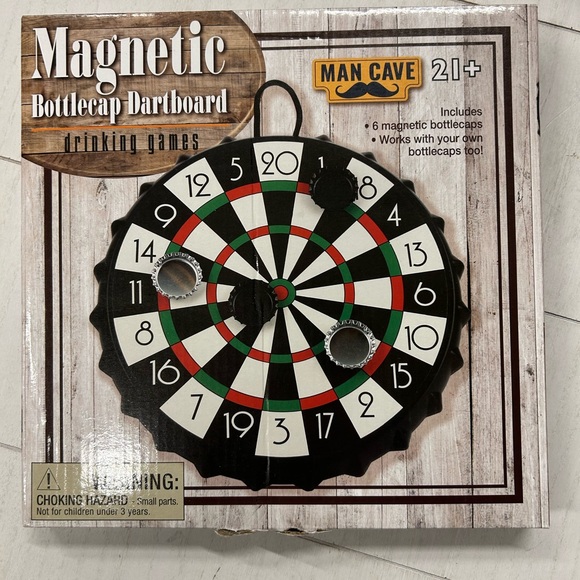 NIB NWT Playmaker Magnetic‎ Bottle Cap Dart Board Game Adult Drinking Game - Picture 1 of 2